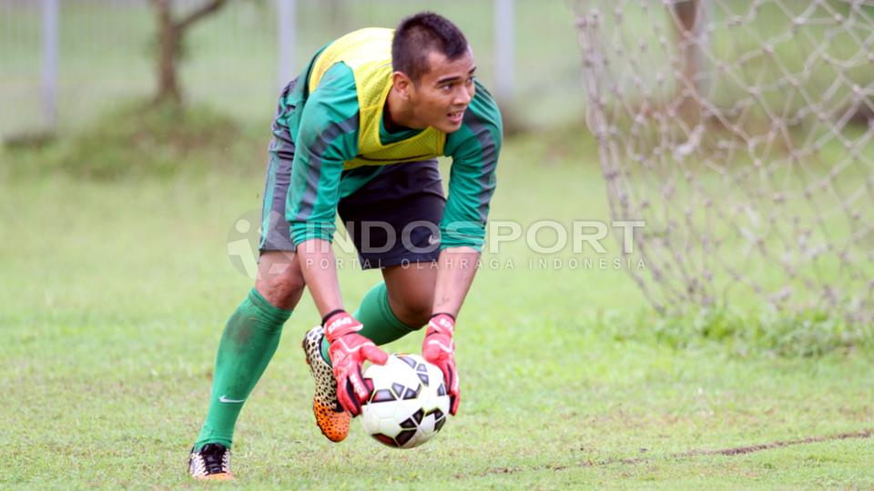 Ravi Murdianto saat memperkuat Timnas Indonesia U-19. Kini ia bermain di klub Liga 2, Persikab Bandung.